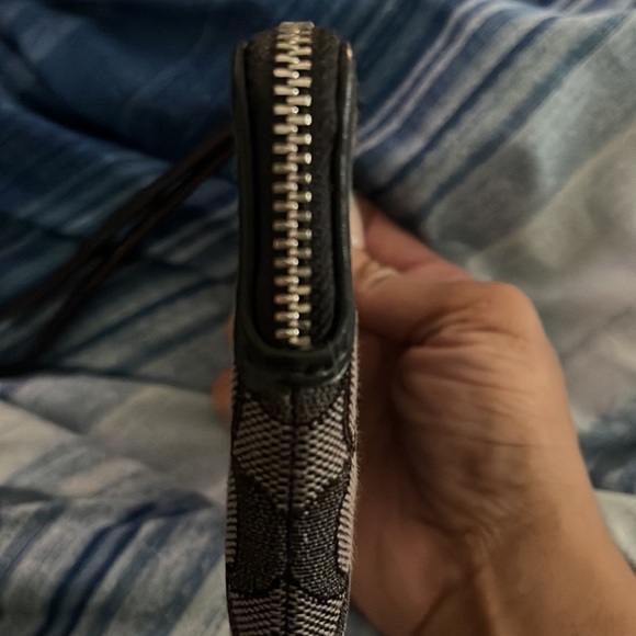 Coach wallet - Picture 3 of 3